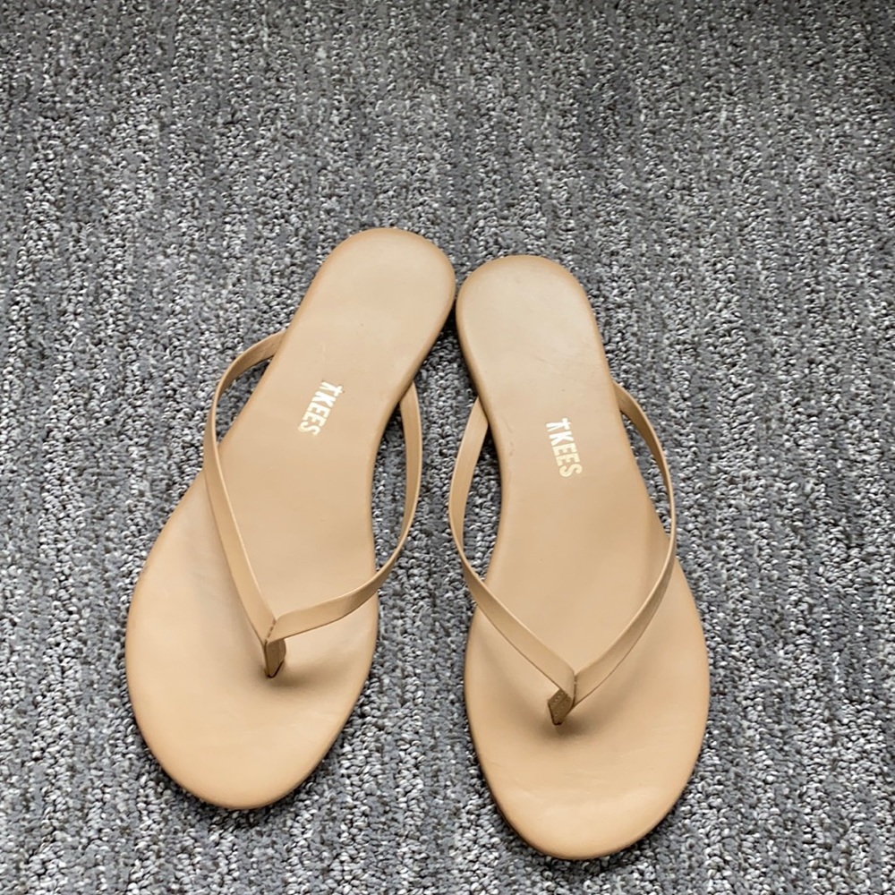 Light tan TKEES flip flops